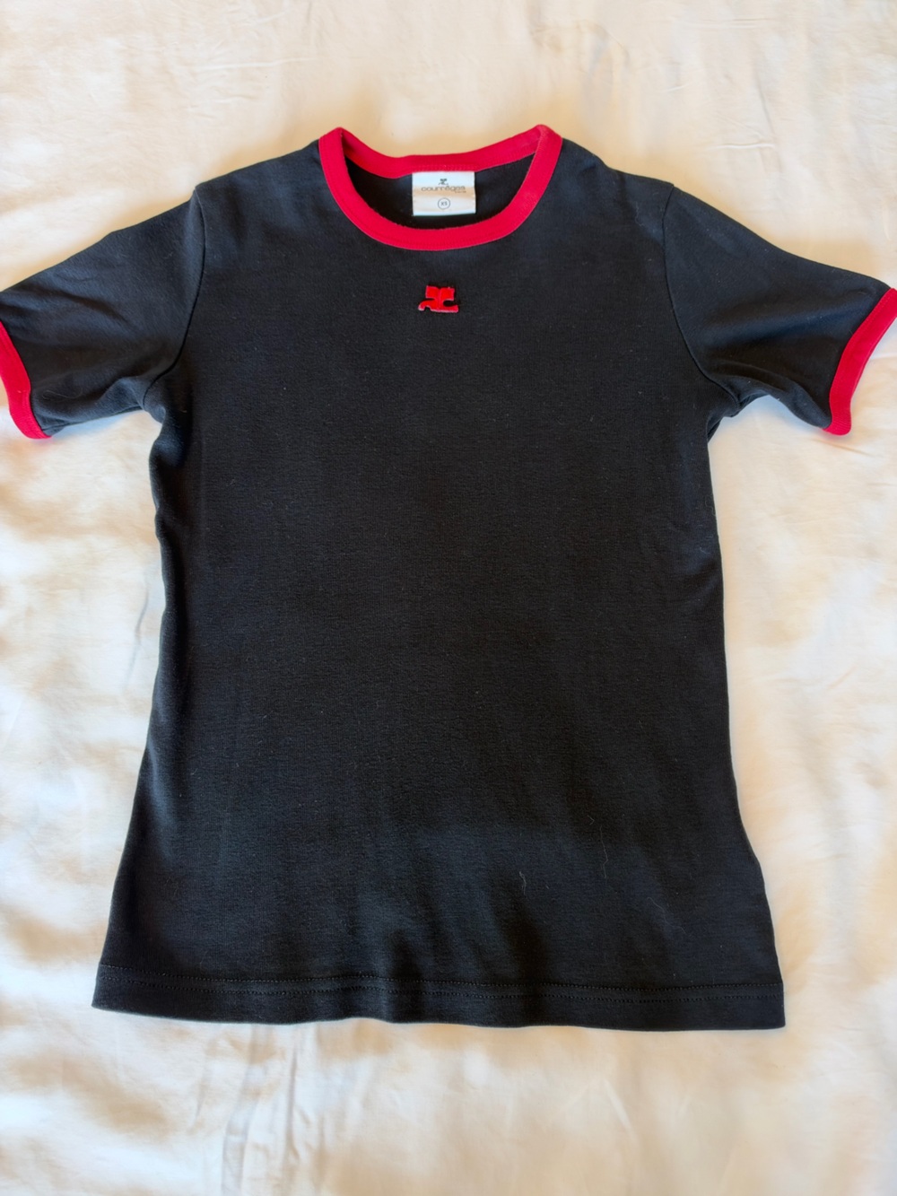 Courreges womens  Black Crewneck t shirt  with Red Trim